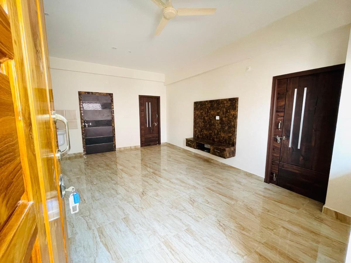 Lsr Service Apartments Tirupati Exterior photo
